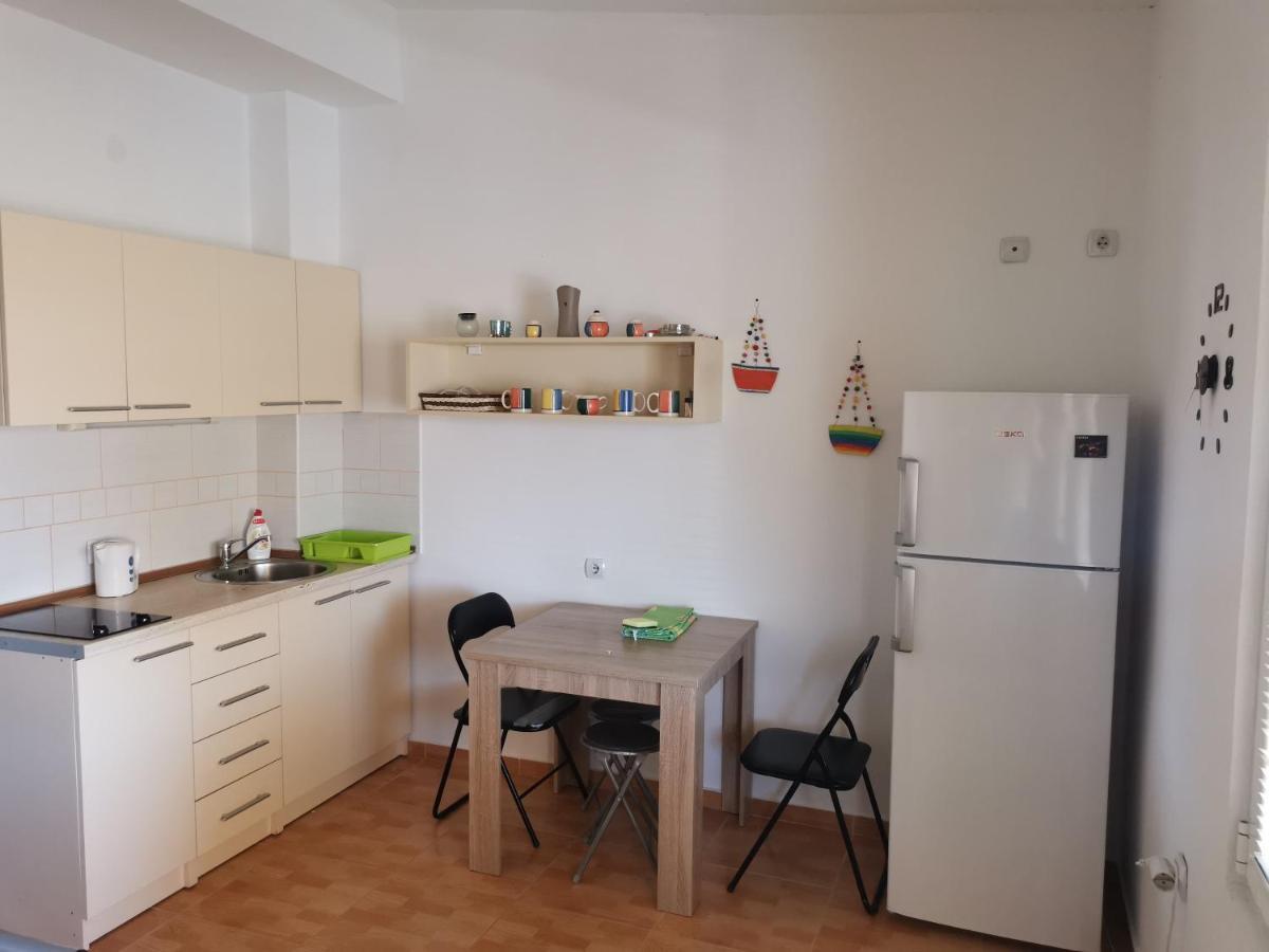 Apartments Montenegrina Улцинь Екстер'єр фото