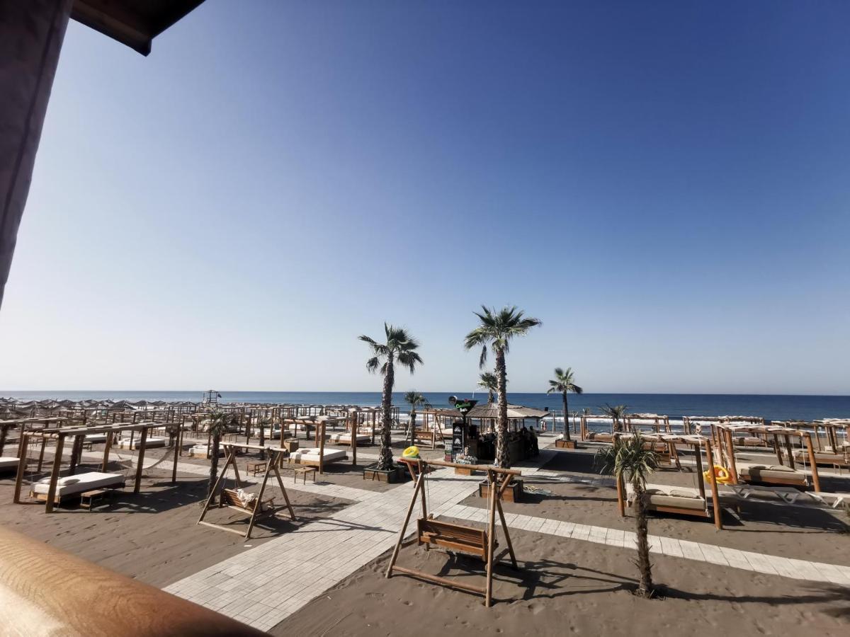 Apartments Montenegrina Улцинь Екстер'єр фото