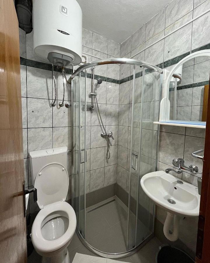 Apartments Montenegrina Улцинь Екстер'єр фото