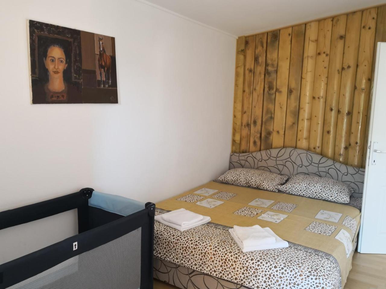 Apartments Montenegrina Улцинь Екстер'єр фото